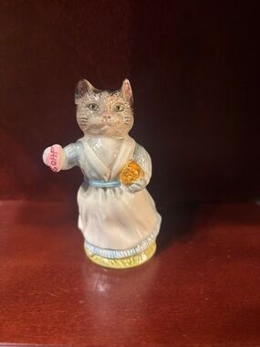Beatrix Potter’s Tabitha Twitchett Figurine